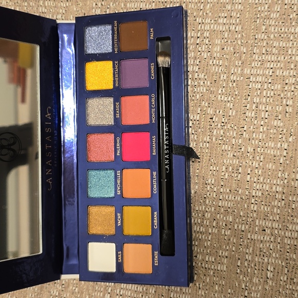 ANASTASIA Riviera Eyeshadow Palette - Picture 2 of 2